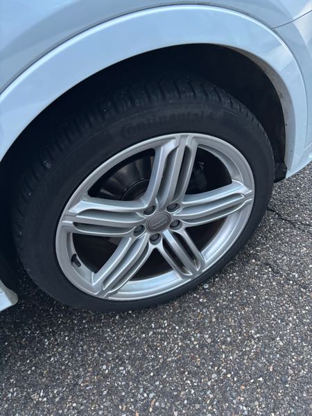 Audi Q3 2.0 TDI 140 S LINE