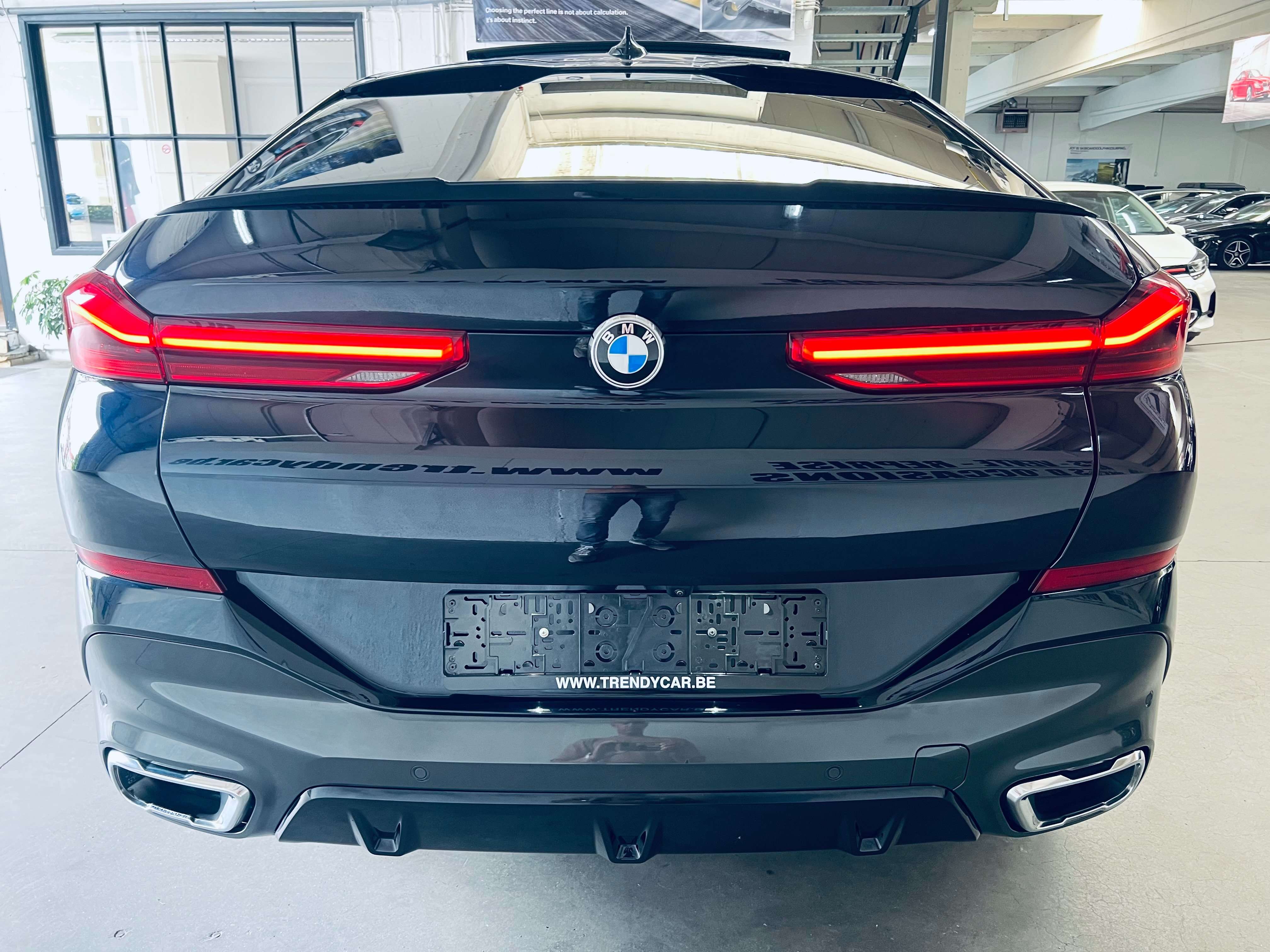 BMW X6 3.0AS xDrive40+M-PACK+(47850€+TVA)+PANO+CARNET