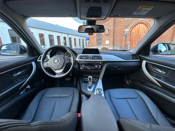 Bmw Serie 3 (F30) 318D 143 BUSINESS BVA8