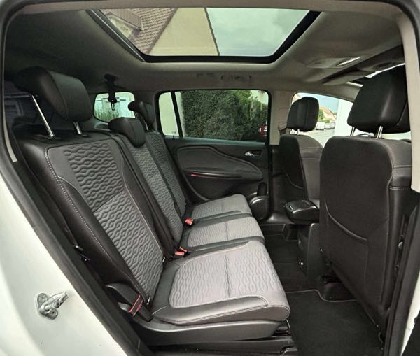 Opel Zafira Tourer III 2.0 CDTI 130 FAP COSMO PACK