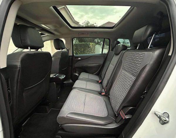 Opel Zafira Tourer III 2.0 CDTI 130 FAP COSMO PACK