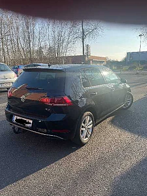 Volkswagen Golf VIII 2.0 TDI SCR 115 ACTIVE BVM6