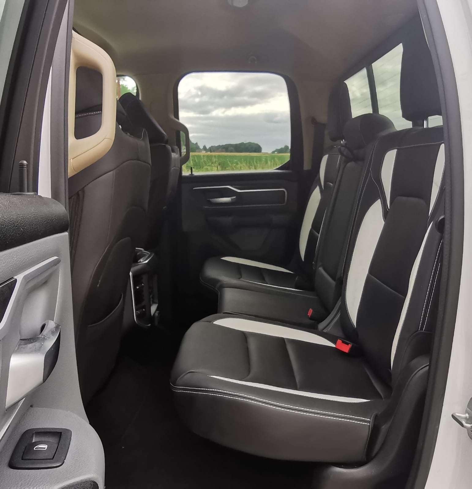 Dodge RAM 1500 HEMI 5.7L LPG - Ganarntie