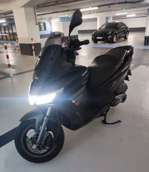 APRILIA SXR