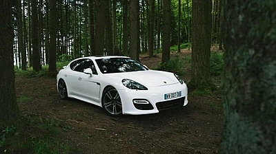Porsche Panamera V8 4.8 550 TURBO S