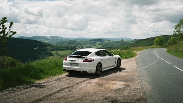 Porsche Panamera V8 4.8 550 TURBO S