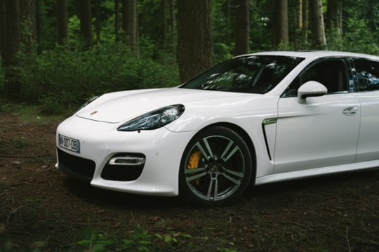 Porsche Panamera V8 4.8 550 TURBO S