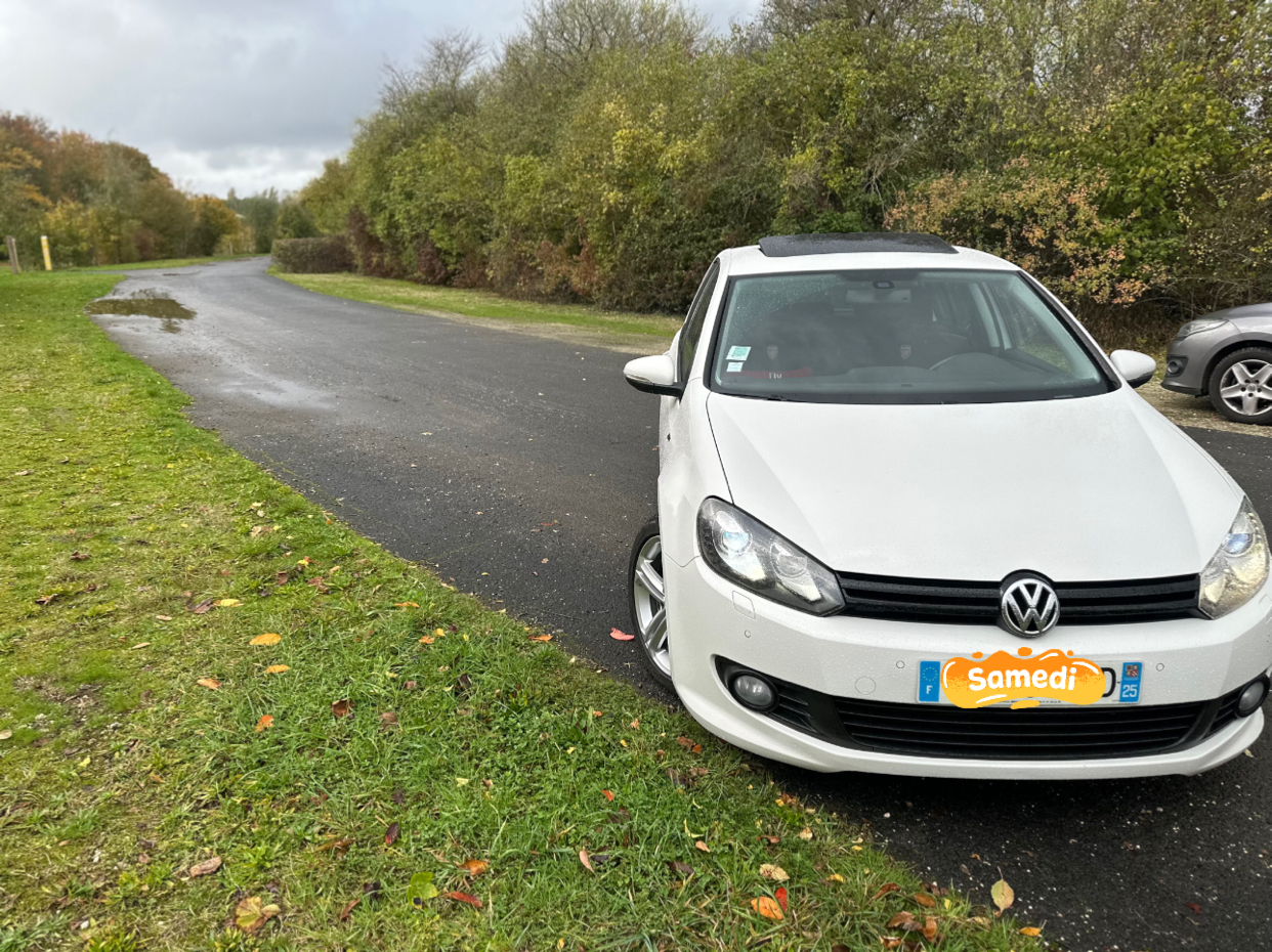 Volkswagen Golf VII 1.6 TDI 105 BLUEMOTION TECHNOLOGY CONFORTLINE BUSINESS 5P