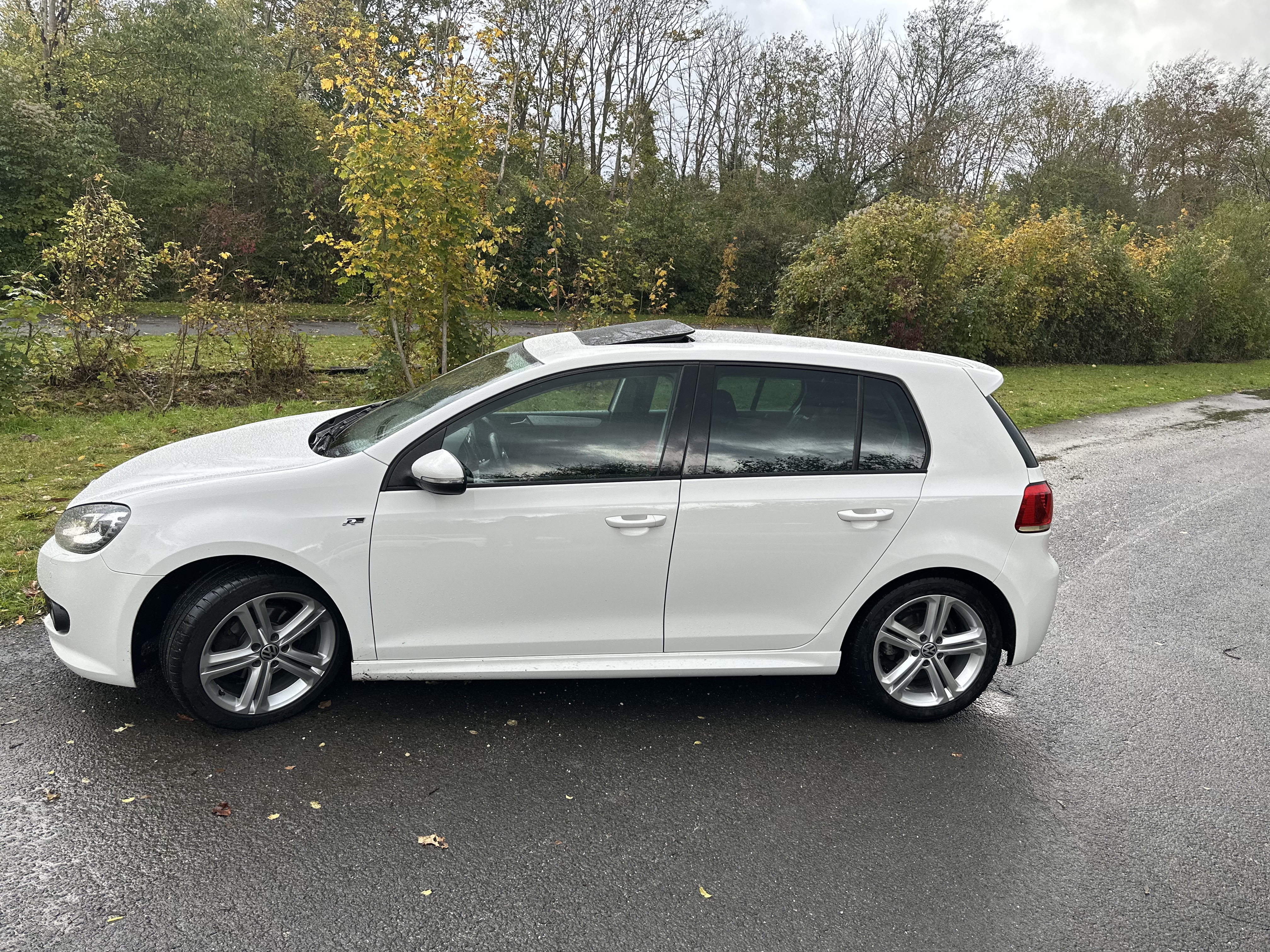 Volkswagen Golf VII 1.6 TDI 105 BLUEMOTION TECHNOLOGY CONFORTLINE BUSINESS 5P