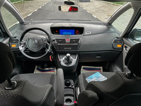 Citroen C4 1.6 HDI 110 BY LOEB