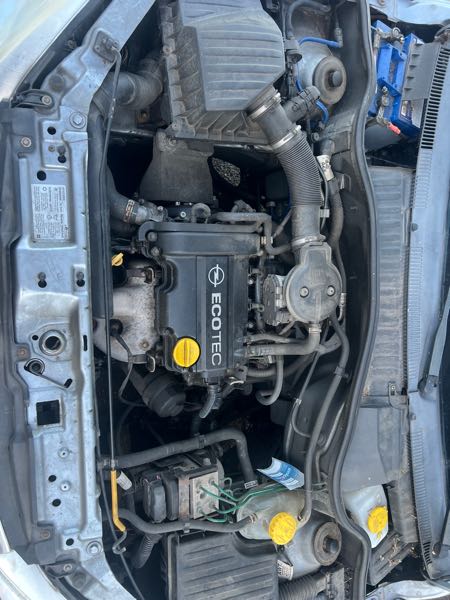 Opel Corsa III 1.0 12S 3P