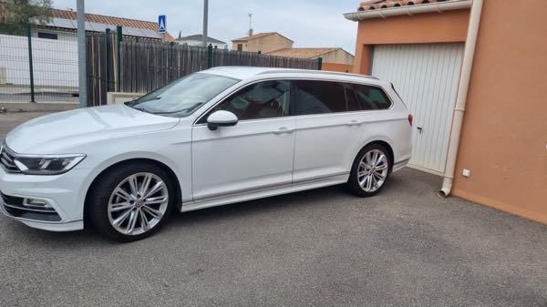 Volkswagen Passat VIII (2) SW 2.0 TDI 150 SCR R LINE DSG7