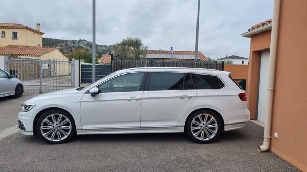 Volkswagen Passat VIII (2) SW 2.0 TDI 150 SCR R LINE DSG7