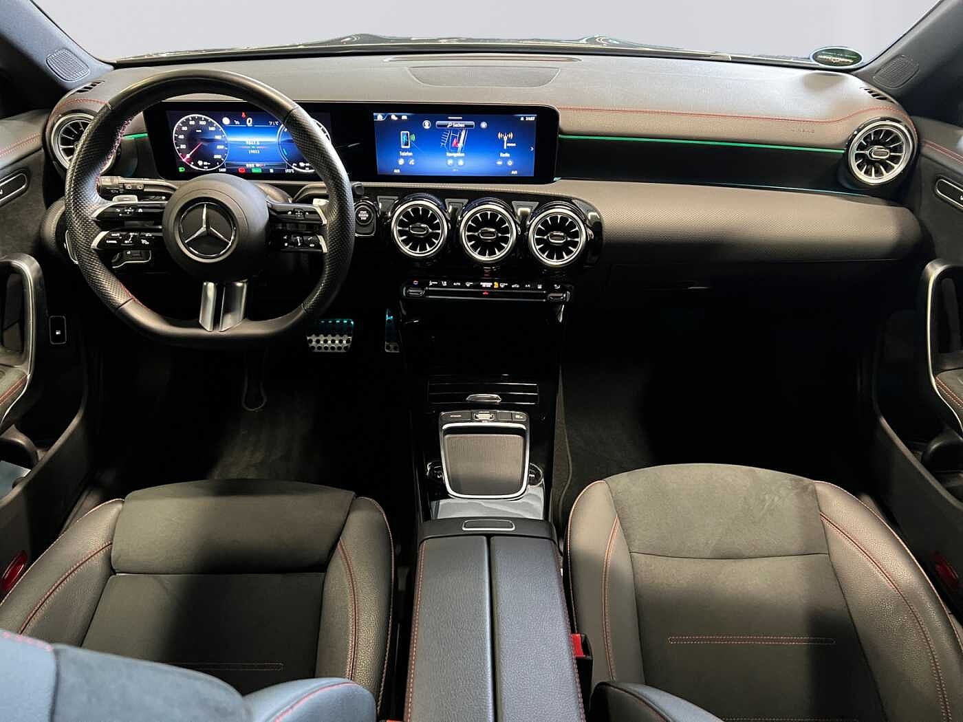 Mercedes-Benz CLA 250  e Shooting Brake AMG Line