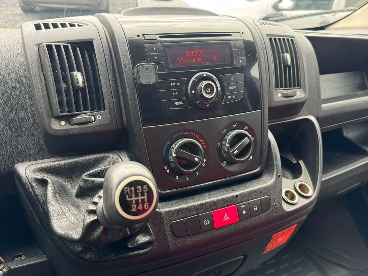 Fiat Ducato // 3PLACES // ATTACHE REMORQUE // USB //