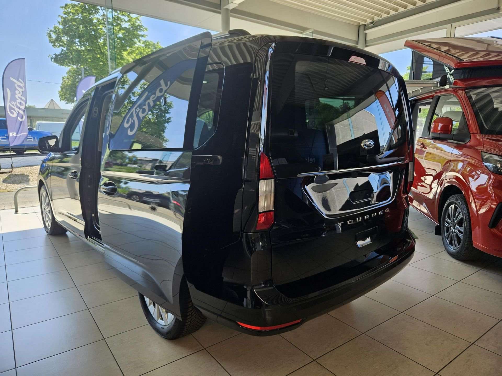 Ford Tourneo Connect GRAND TOURNEO CONNECT TITANIUM 2.0 ECOBLUE 122CV