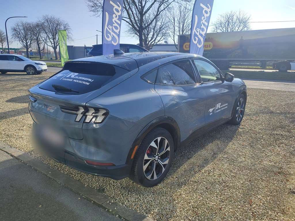 Ford Mustang Mach-E Premium RWD - 99kWh -autonomie 600 km - NEW