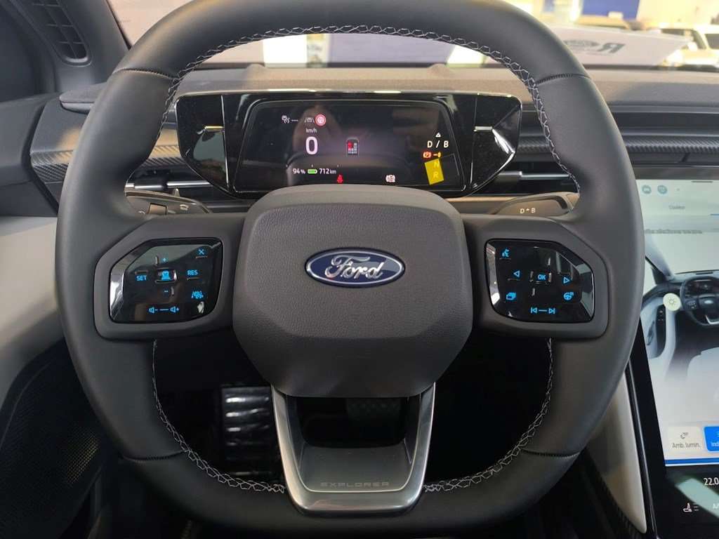 Ford Explorer Premium - 79 kWH AWD 340cv - 532 km WLTP