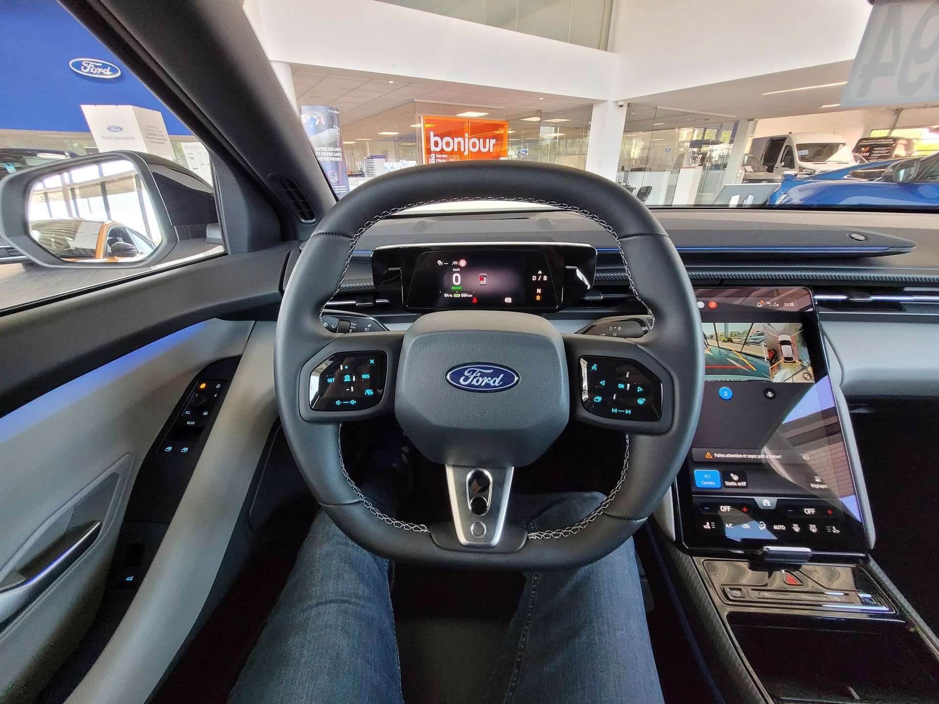 Ford Capri Premium 79kWh AWD 340cv - 560 km d'autonomie WLTP