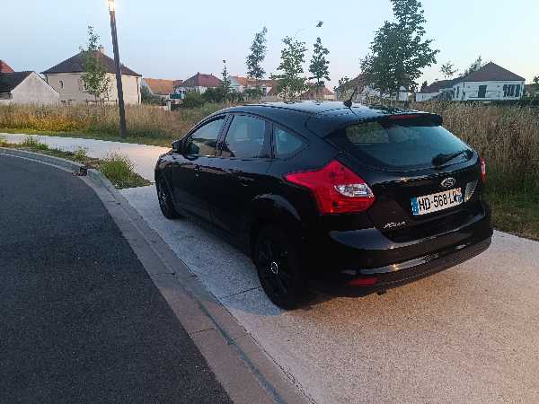 Ford Focus III 1.6 TDCI 95 FAP S&amp;S BUSINESS 5P