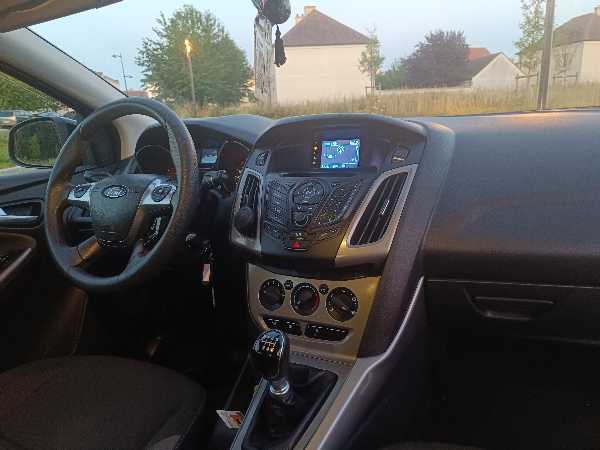 Ford Focus III 1.6 TDCI 95 FAP S&amp;S BUSINESS 5P