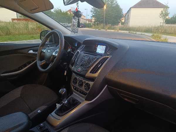 Ford Focus III 1.6 TDCI 95 FAP S&amp;S BUSINESS 5P