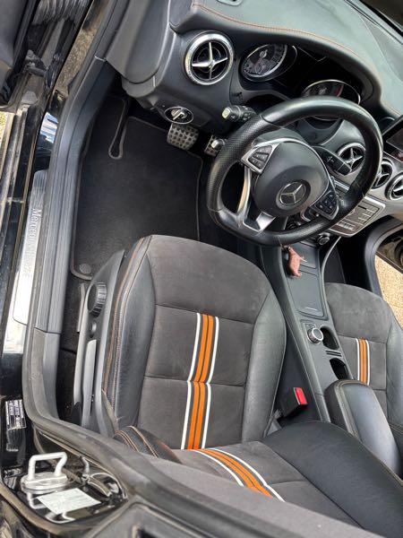 Mercedes-Benz Cla SHOOTING BRAKE 220 D ORANGEART EDITION 7G-TRONIC