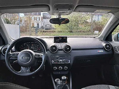 Audi A1 1