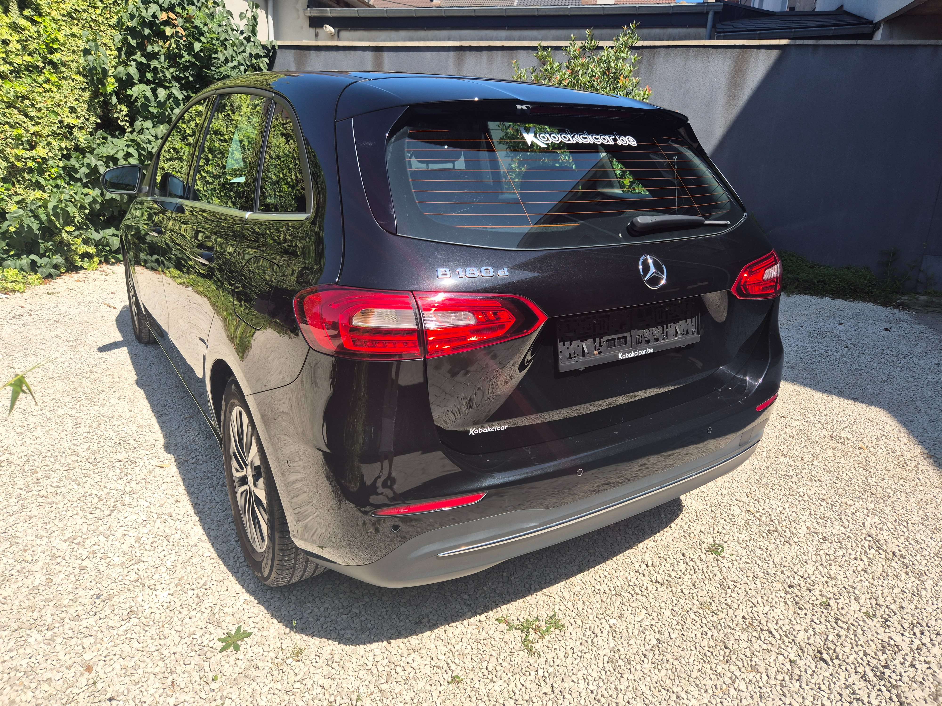 Mercedes-Benz B 180 d Business Solution - Monospace Premium Automatique - Garantie 12 Mois avec Entretien Effectué Dispo Rapide - Zone LEZ Ok