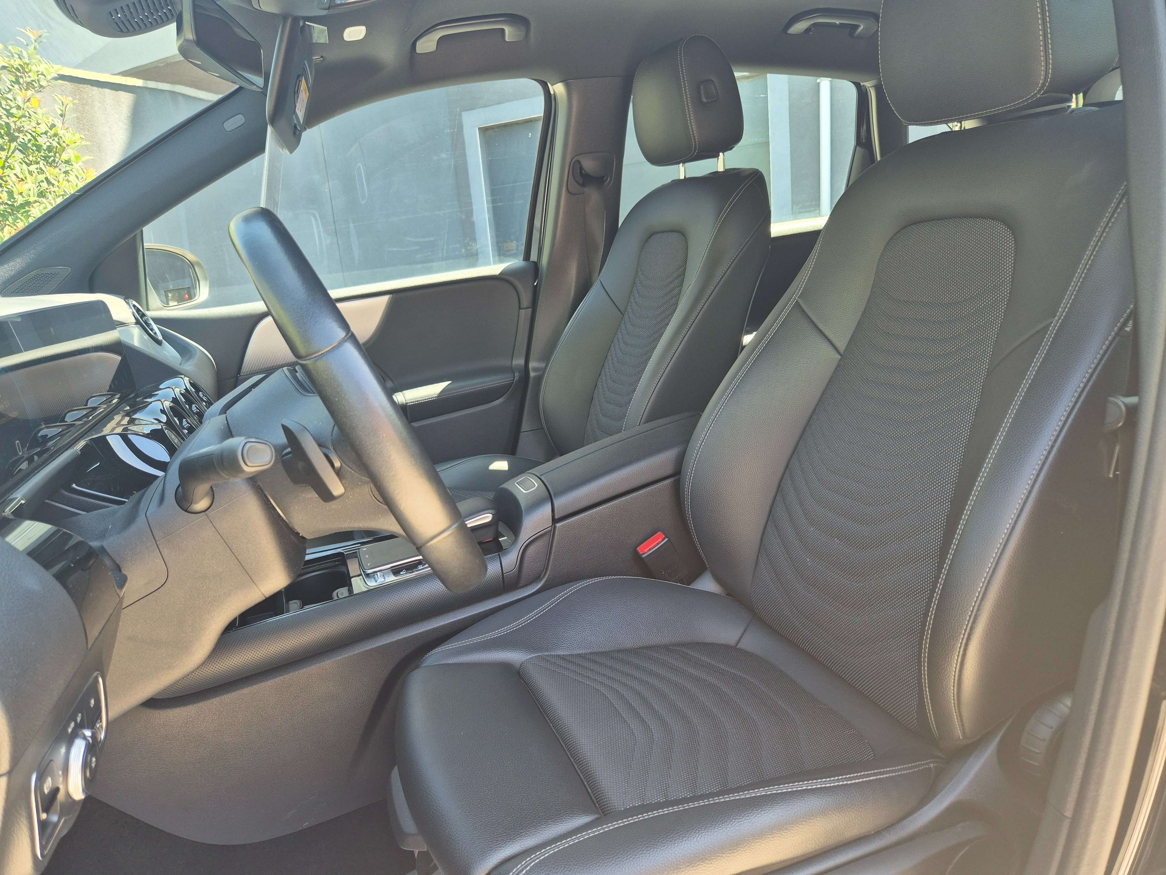 Mercedes-Benz B 180 d Business Solution - Monospace Premium Automatique - Garantie 12 Mois avec Entretien Effectué Dispo Rapide - Zone LEZ Ok