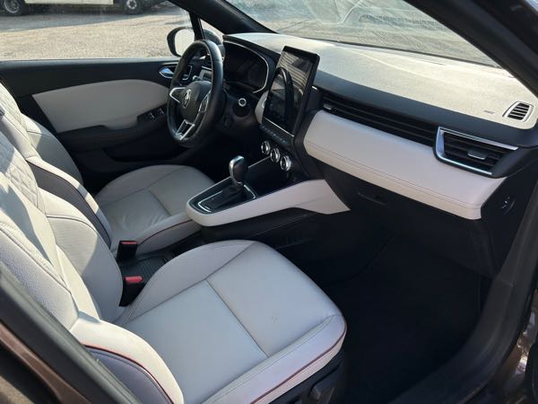 Renault Clio Renault Clio V Initiale Paris E-Tech 1.6i 140 Cv Bose