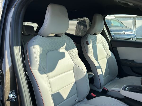 Renault Clio Renault Clio V Initiale Paris E-Tech 1.6i 140 Cv Bose