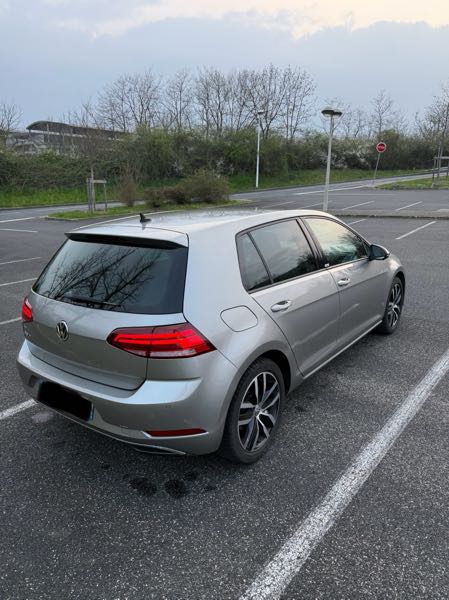 Volkswagen Golf VII (2) 1.6 TDI 115 BLUEMOTION TECHNOLOGY CONNECT 5P