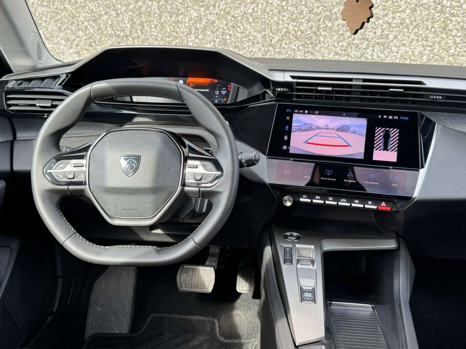 Peugeot 308 308 1.2  Allure// CARPLAY//GPS/CAMERA/GARANTIE 12M