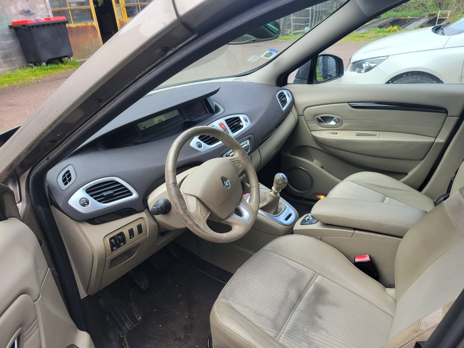Renault Scenic II (2) 1.9 DCI 130 PRIVILEGE