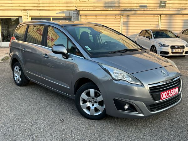 Peugeot 5008 (2) 1.6 BLUEHDI 120 STYLE 7PL