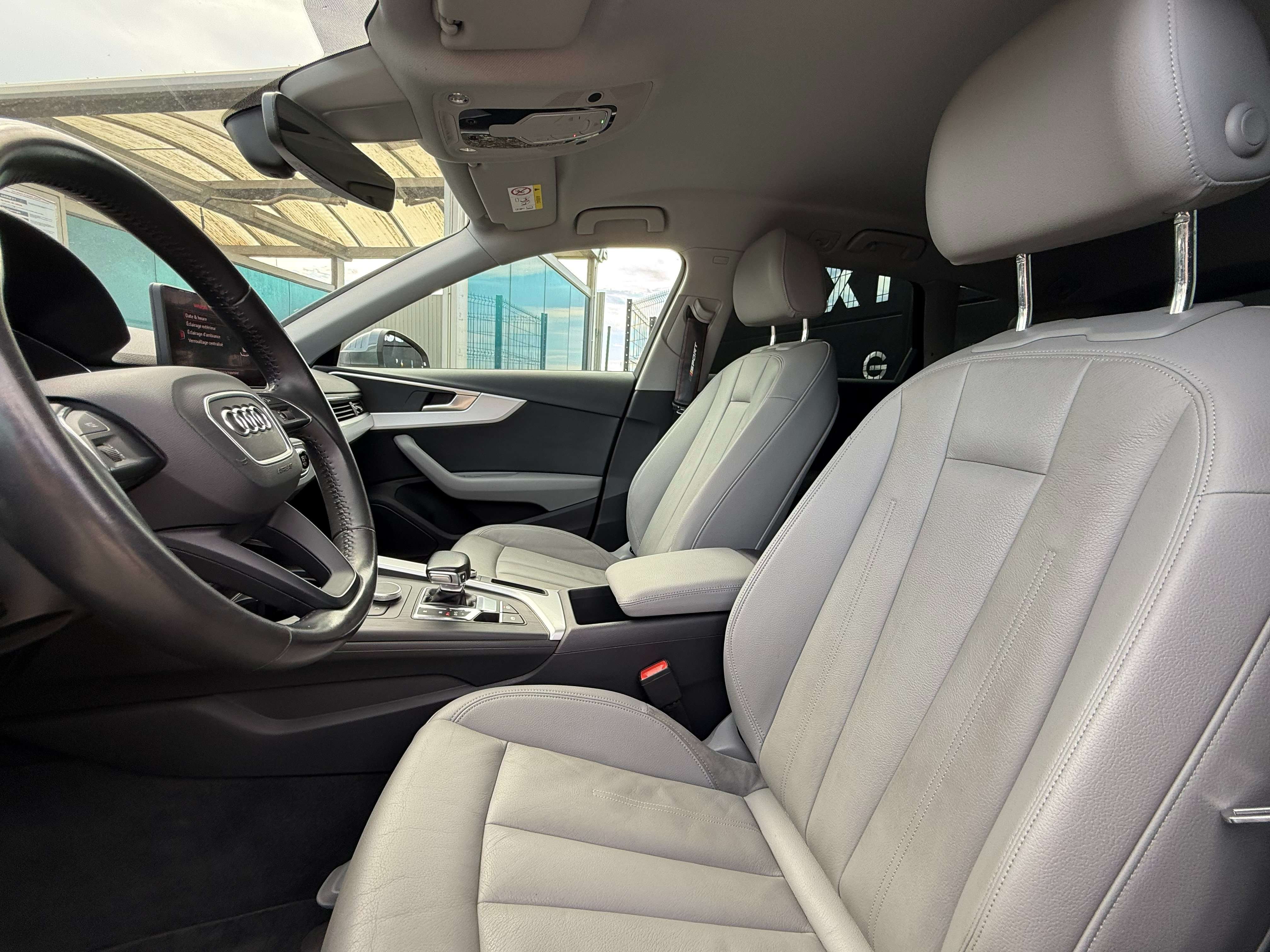 Audi A4 A4 Avant 2.0 TDi S tronic/ 116.000 km/ Capteurs