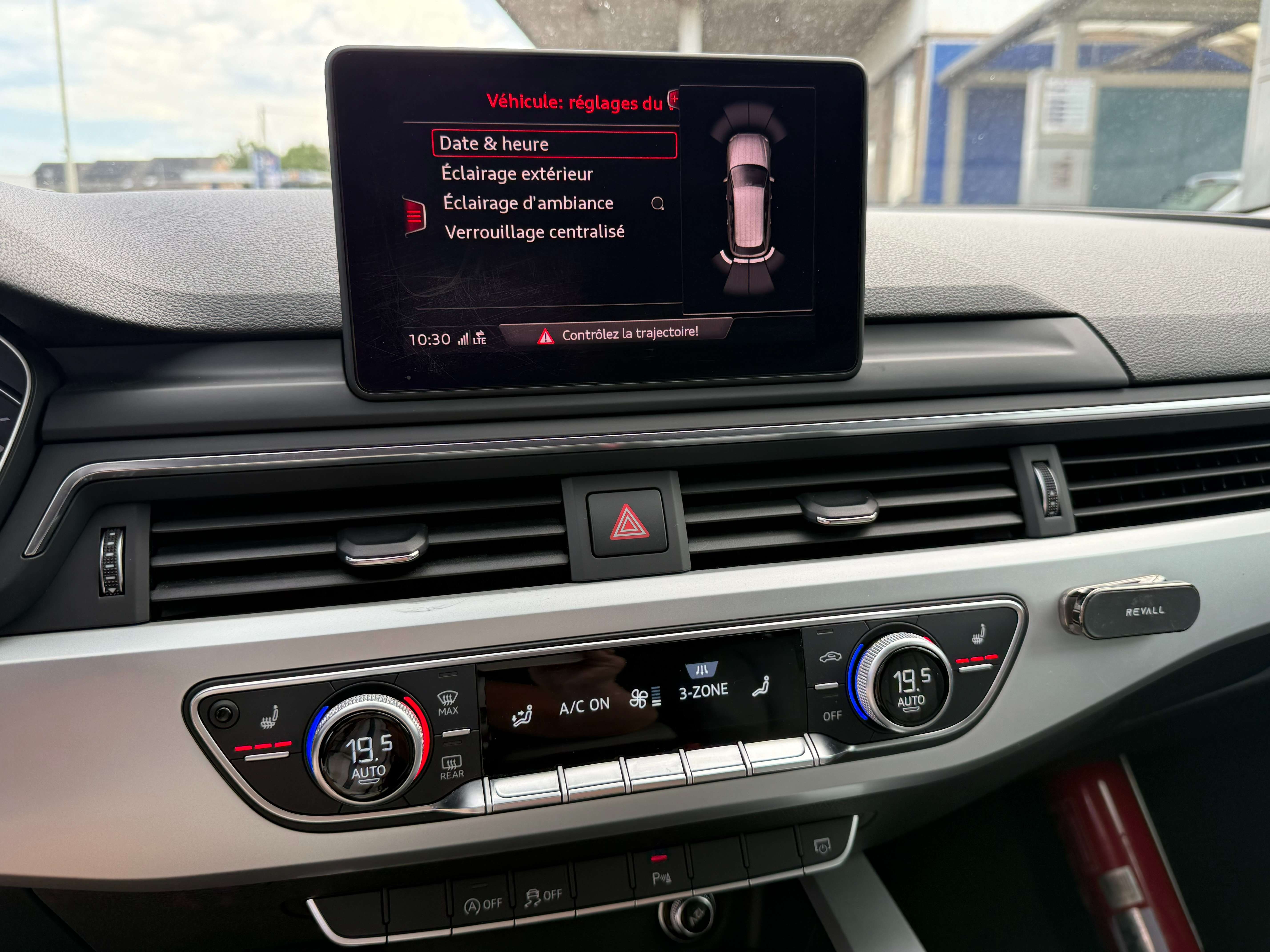 Audi A4 A4 Avant 2.0 TDi S tronic/ 116.000 km/ Capteurs