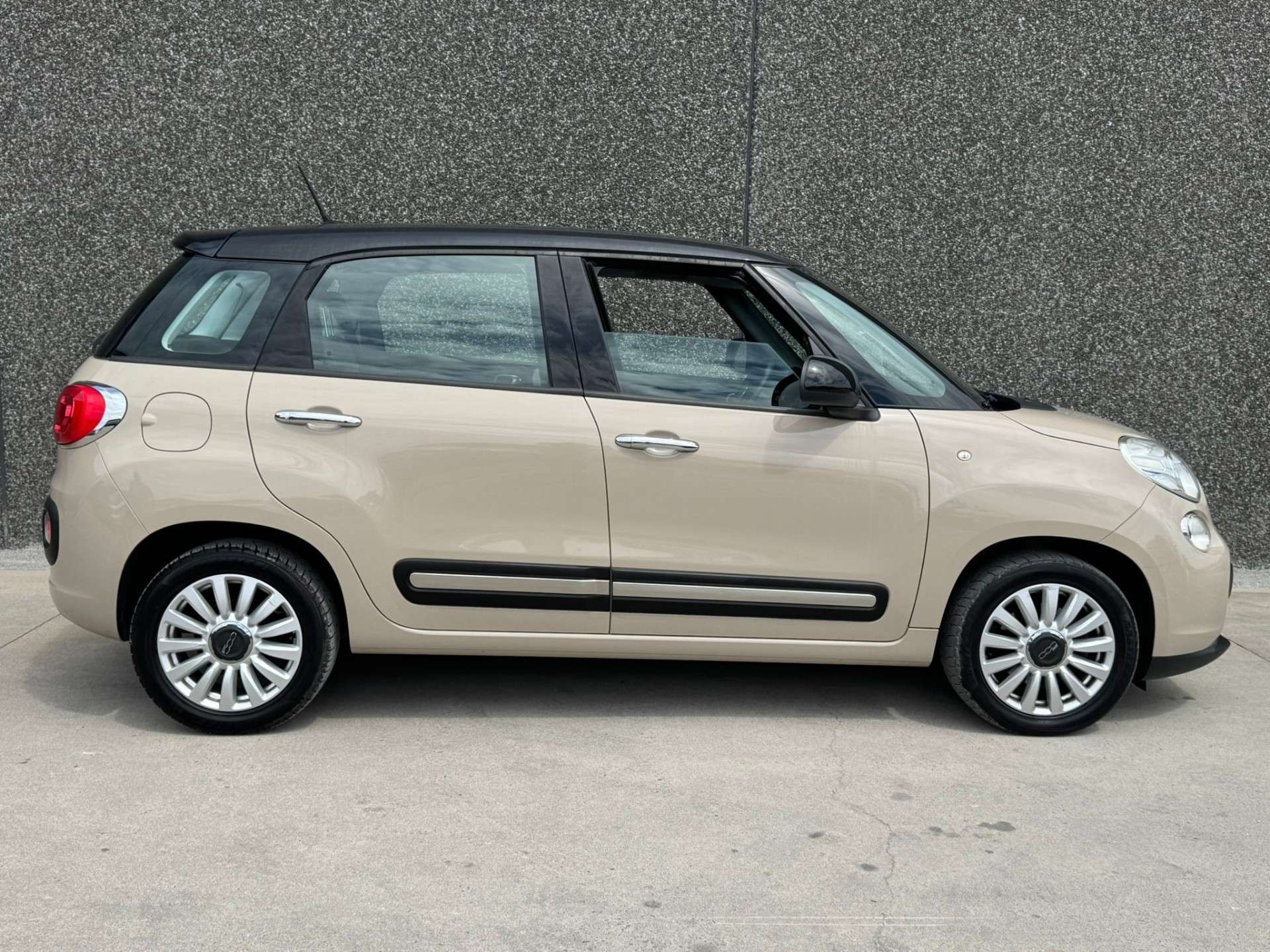 Fiat 500L //GPS//USB//CLIM//CRUISE//GARANTIE 12 MOIS//