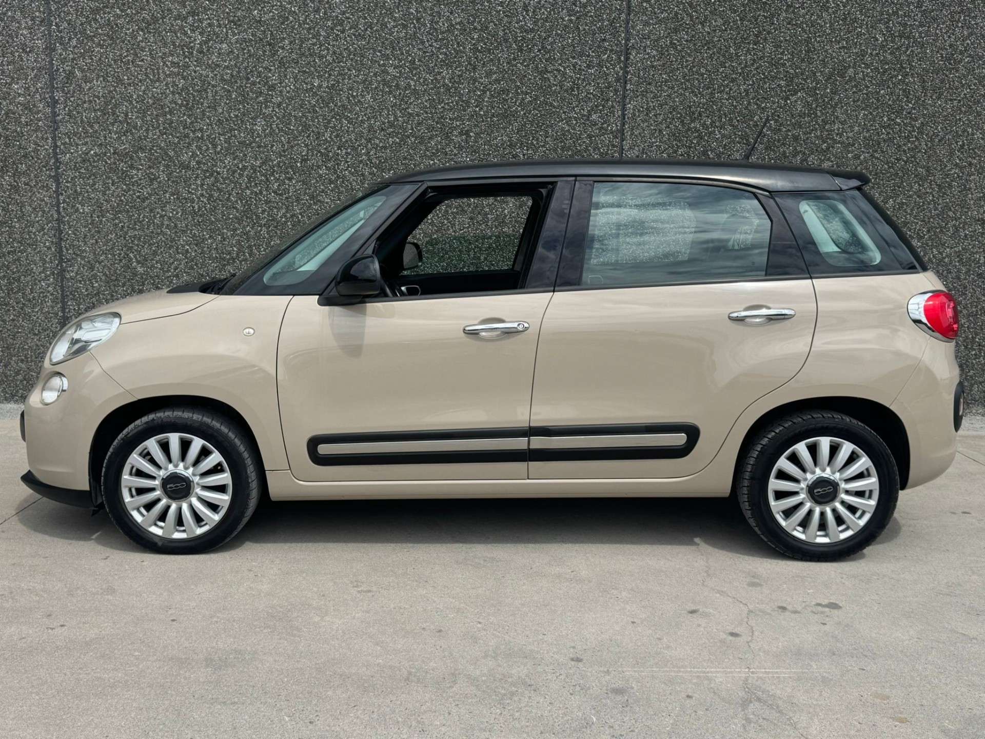 Fiat 500L //GPS//USB//CLIM//CRUISE//GARANTIE 12 MOIS//