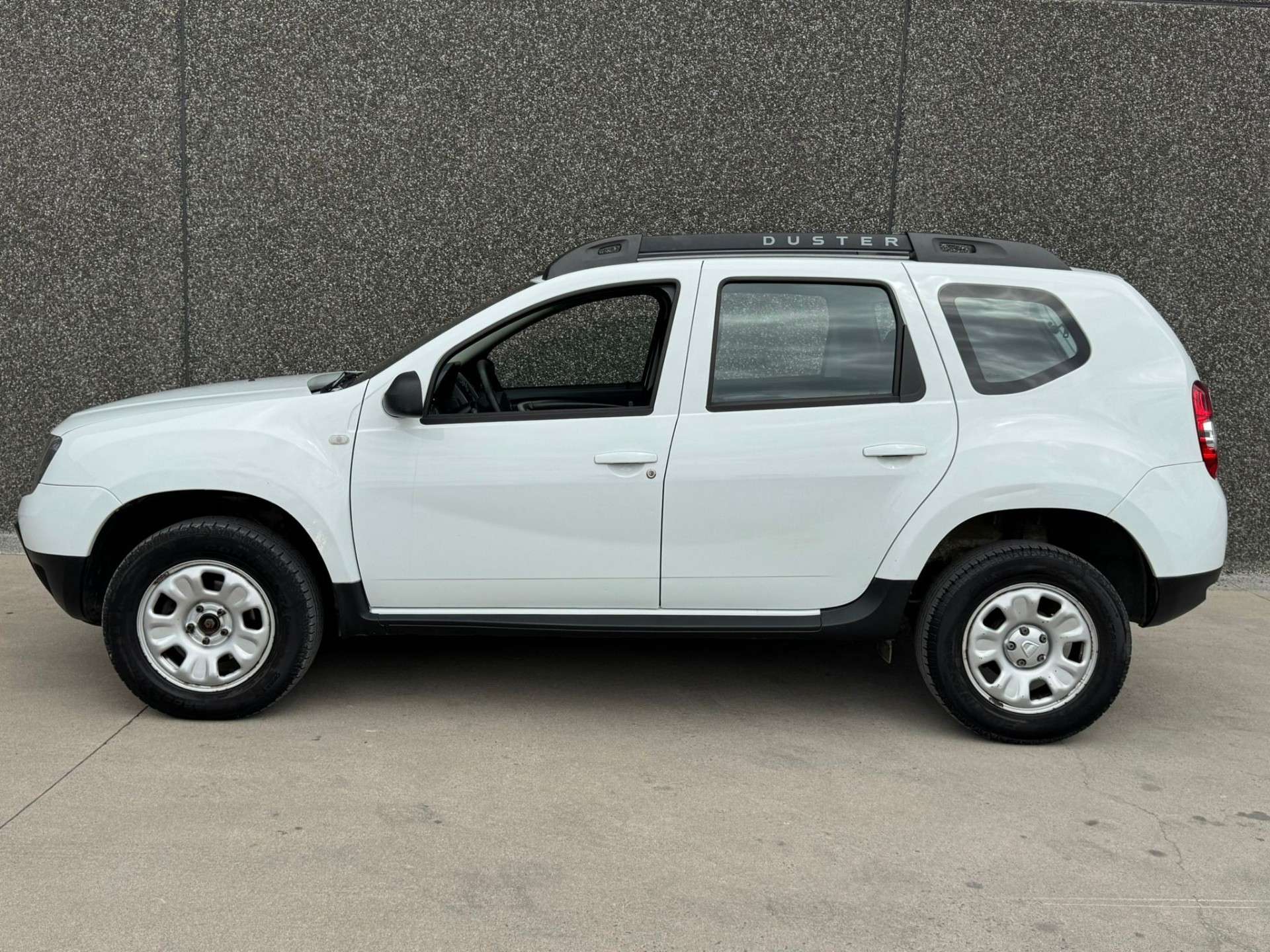 Dacia Duster 1.5 dCi  Laureate // 91.000 KM//USB/CLIM/GARANTIE