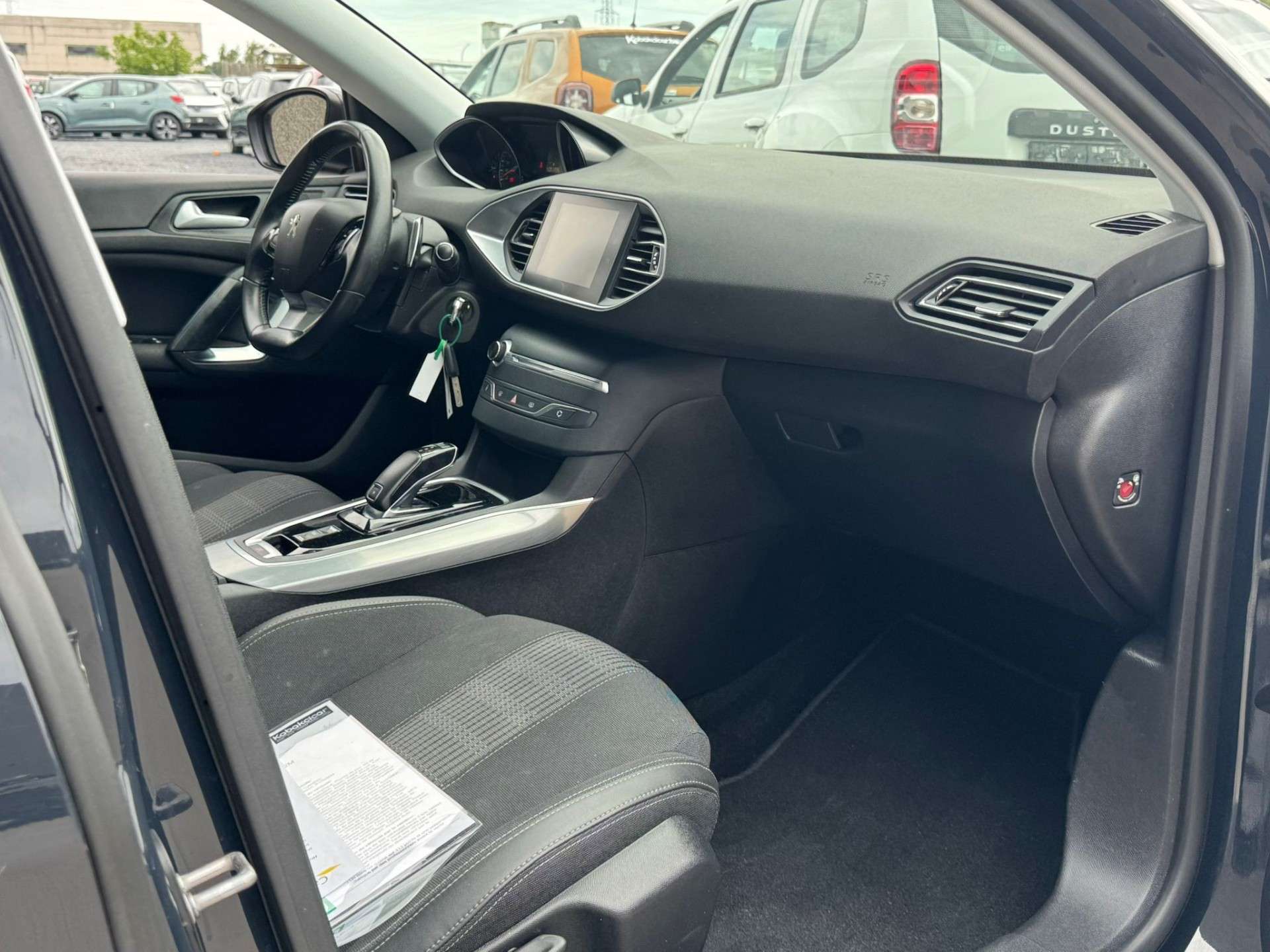 Peugeot 308 SW 1.2  Active //CAPLAY/CAMERA//GPS/GARANTIE 12M