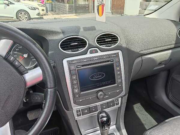 Ford Focus II (2) COUPE CABRIOLET 2.0 145 TREND AUTO
