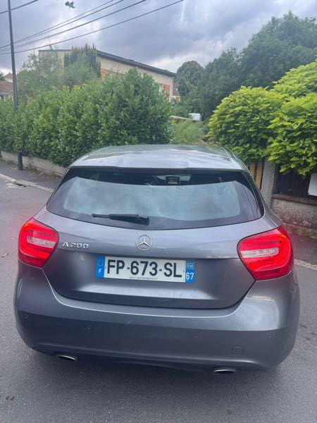 Mercedes-Benz Classe A Mercedes Classe A - A200 - 156 CH - 8499€ - A DEBATTRE