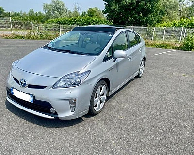 Toyota Prius Toyota Prius Lounge 1.8 136ch hybride toit solaire