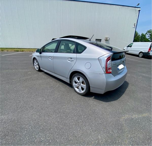 Toyota Prius Toyota Prius Lounge 1.8 136ch hybride toit solaire