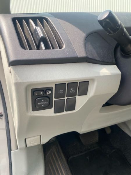 Toyota Prius Toyota Prius Lounge 1.8 136ch hybride toit solaire