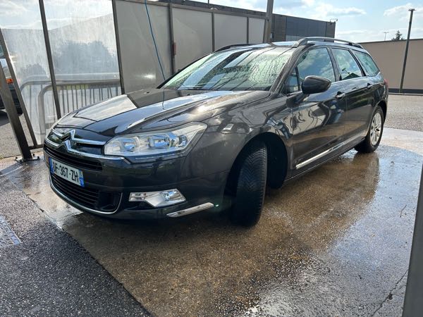 Citroen C5 II (2) TOURER 1.6 HDI 115 CONFORT BVM