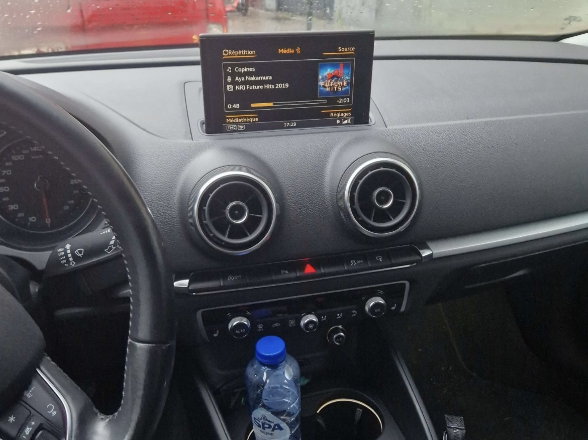 Audi A3 III BERLINE 1.6 TDI DPF 105 AMBITION