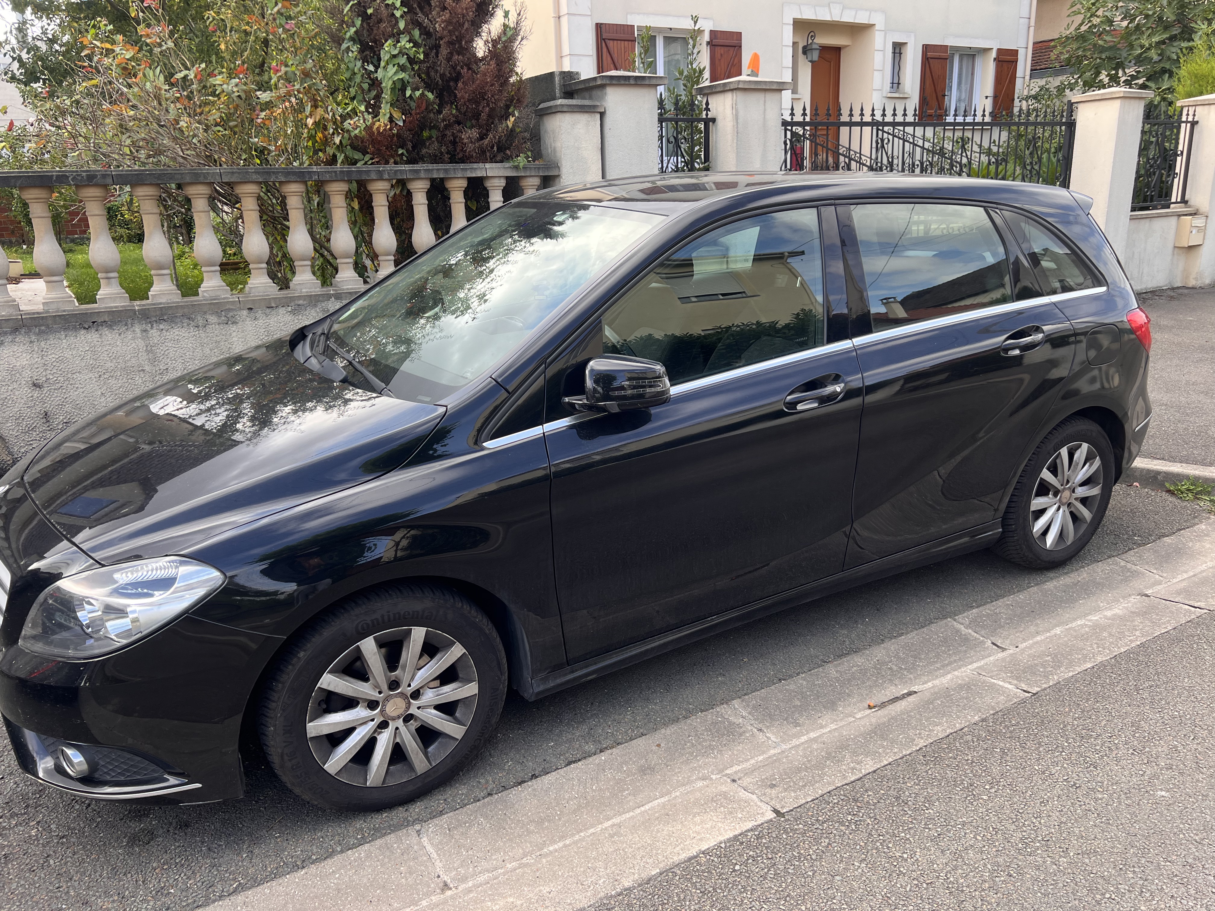 Mercedes-Benz Classe B Mercedes-Benz Classe B